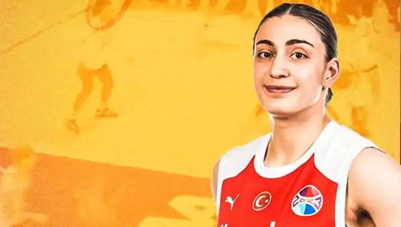 Galatasaray, Üç Önemli Yıldızın Sözleşmesini Uzattı!