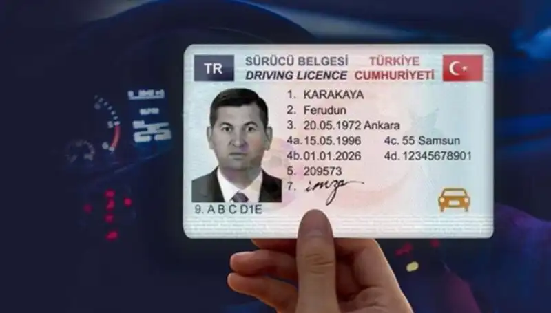 Sürücü Belgesi Yenileme Süreci: 2025 Son Tarihi ve Ücret Bilgileri!