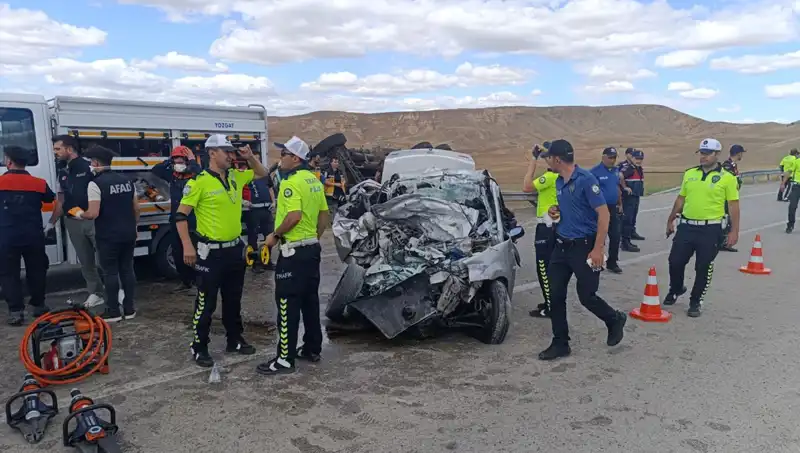 Yozgat’ta Feci Kaza: 3 Can Gitti, 2 Kişi Yaralandı