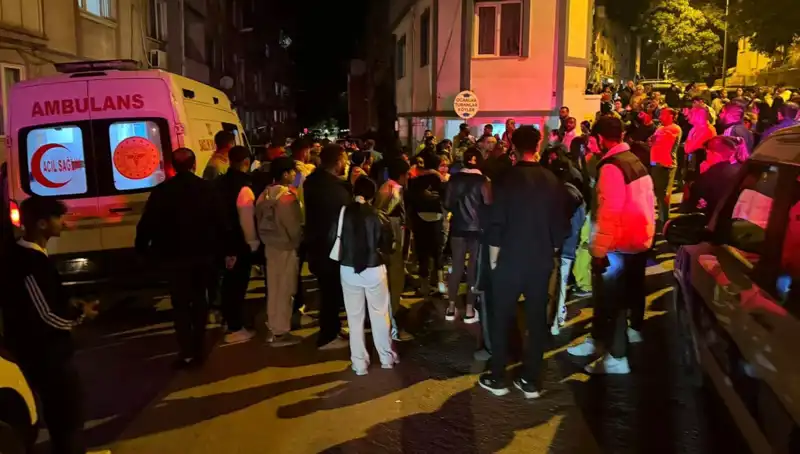 Balıkesir’de Sokakta Kanlı Kavga: Bir Kişi Hayatını Kaybetti!