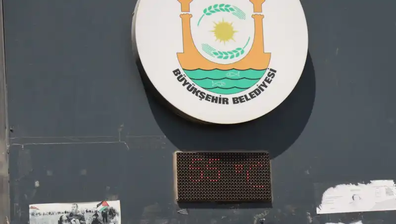 Aşırı Sıcaklık Dalgası Türkiye’yi Vurdu: Termometreler 55 Dereceyi Geçti!