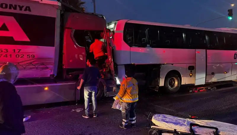 Dört Araçlık Zincirleme Trafik Kazası: Hayatını Kaybeden Bir Kişi