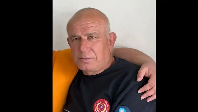 Mantar Yiyen İtfaiyeci Hayatını Kaybetti: Şüpheli Kirli Gıda mı?