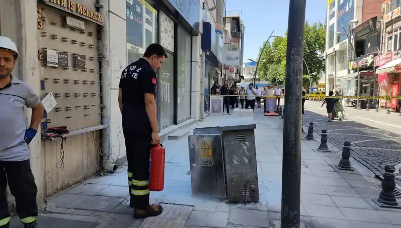 Cadde Ortasında Korkutucu Patlama: Şehirdeki Güvenlik Endişelerini Artırdı