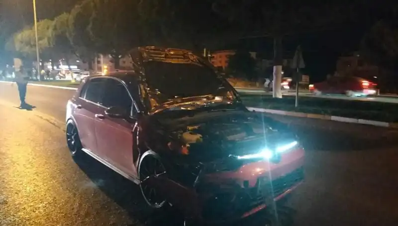 Balıkesir'de Feci Kaza: Otomobil ve Motosiklet Çarpıştı, Hayat Kaybı Var