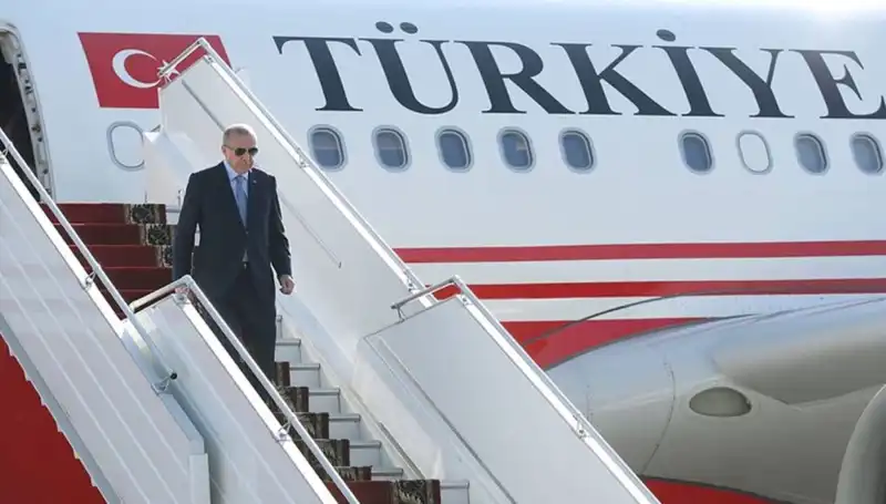 Cumhurbaşkanı Erdoğan İtalya Ziyaretinden Sonra Yapılanların Ardından Yurda Döndü