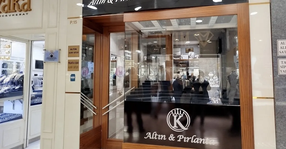 23 Kişiyi 22 Milyon Lira Dolandırdılar: İzmir’deki Kuyumcu Kardeşler Yakalandı