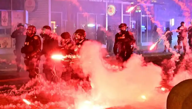 Los Angeles’taki Protestolar: ABD’nin Dört Bir Yanına Yayılma Tehdidi!