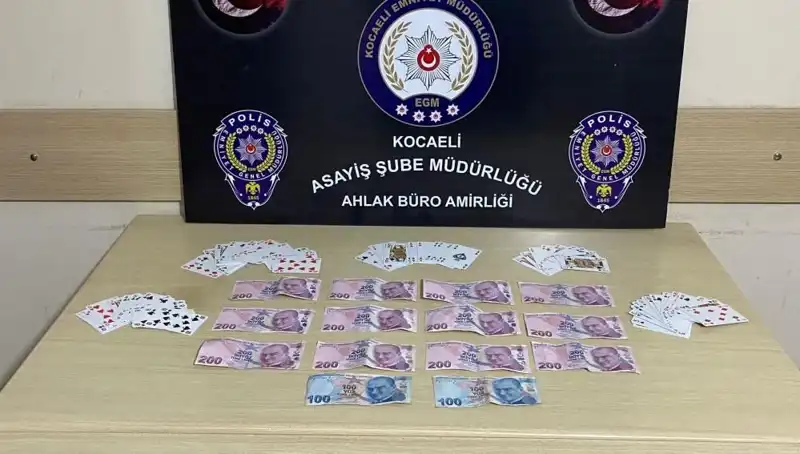 Kocaeli’de Kumar Operasyonu: Kahvehanelere Sıkı Baskın Gerçekleştirildi