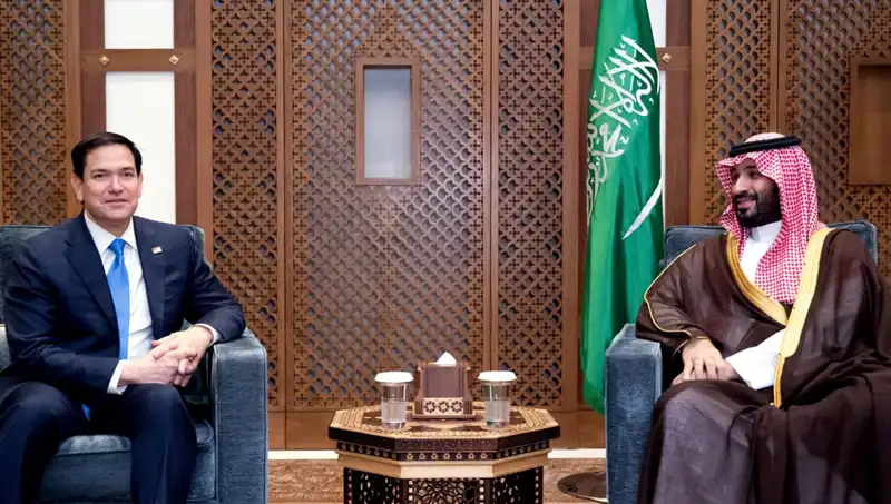 ABD ile Suudi Arabistan Arasında 100 Milyar Dolarlık Silah Anlaşması Görüşmeleri
