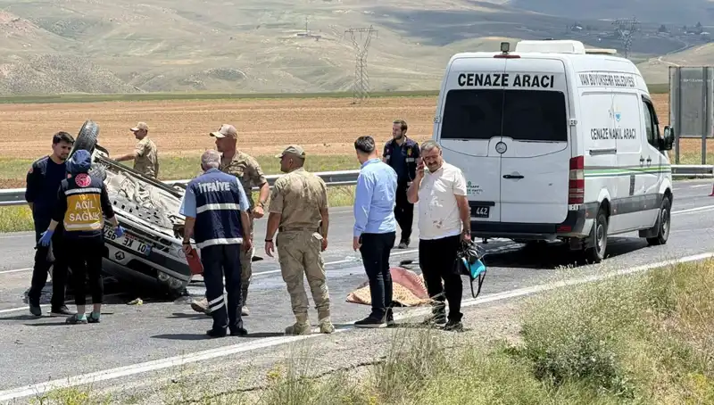 Mezuniyet Kutlamasına Giden Yol: Feci Kaza ile Sonuçlandı