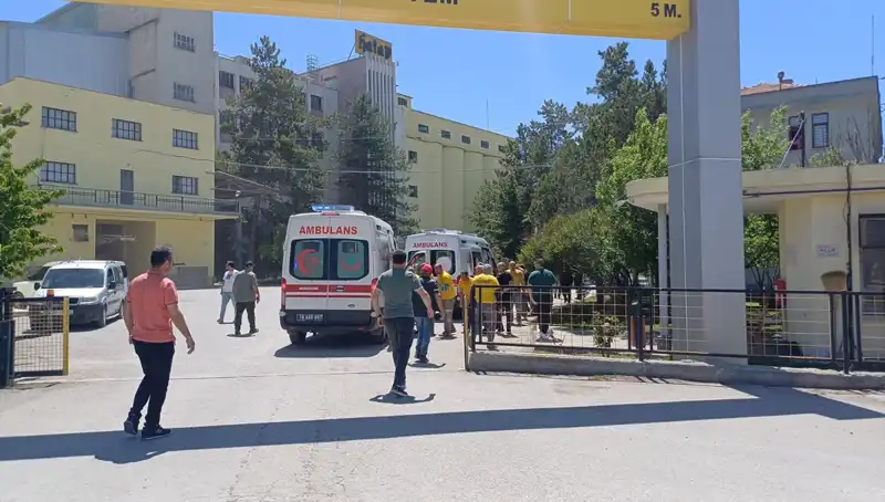 Çorum'da Un Fabrikasında Şok Patlama: 9 Yaralı, Biri Ağır