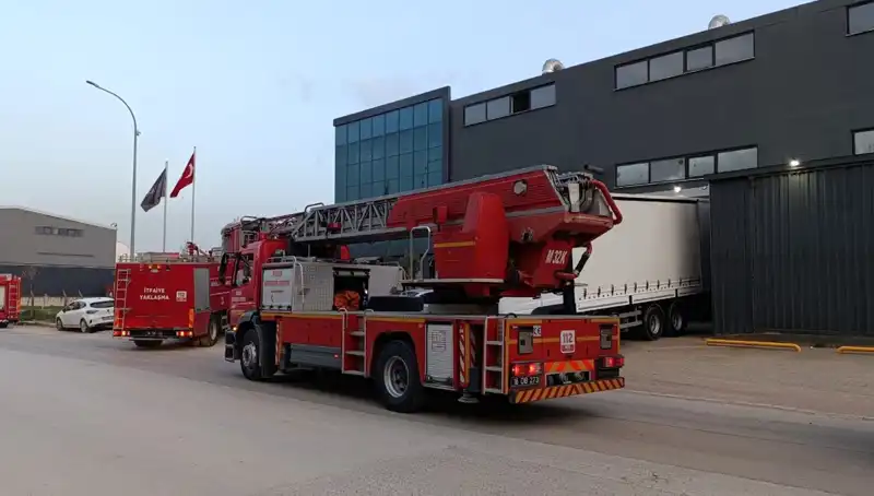 İnegöl'de Fabrika Yangını: Olay Anı ve Sonrası Tüm Ayrıntılarıyla