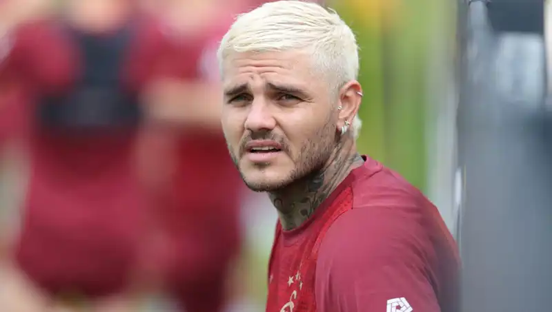 Icardi'den Şaşırtan Açıklama: "Ödemem Gereken Borç" derken Osimhen ve Kerem İçin Ne Dedi?