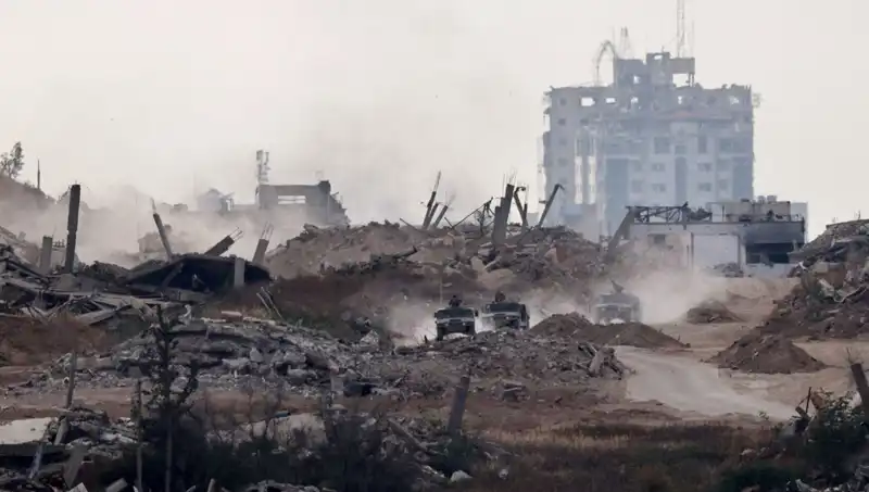 İsrail'in Gazze'ye Saldırısında 100'ü Aşkın Filistinli Hayatını Kaybetti