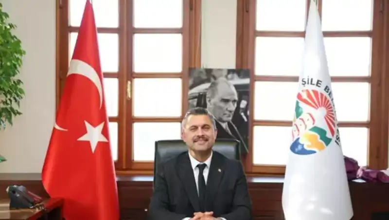 Şile Belediye Başkanı Özgür Kabadayı Kimdir? Hayatı ve Kariyeri Hakkında Bilgiler