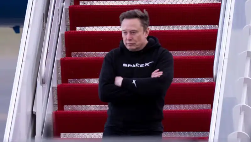 Musk'ın Avukatlarından Şaşırtan Savunma: "Bilgisayar Kullanmadığını İddia Ediyor"
