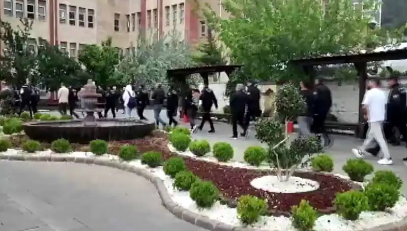 200 Milyon Liralık Vurgun: 16 Kişi Operasyonda Tutuklandı!