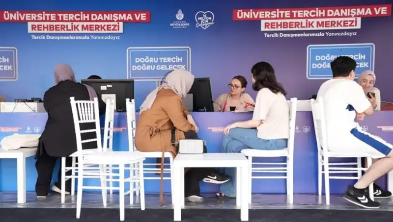 İstanbul'da 24 Yeni İBB Tercih Danışma Merkezi Açıldı!