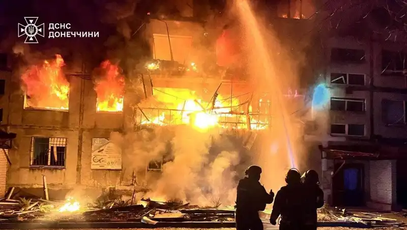 Rusya'dan Ukrayna'ya İskender Füzeleriyle Saldırı: Çocuklar Hayatını Kaybetti