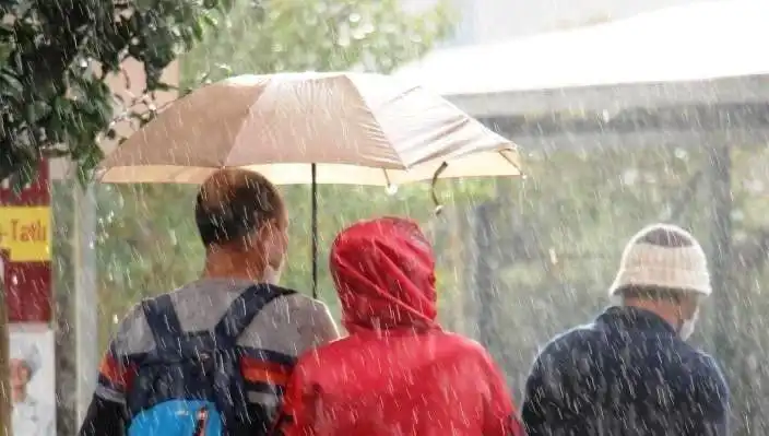 Meteoroloji Aydın İçin Sağanak Yağış Uyarısı Yayınladı: Hazırlıklı Olun!