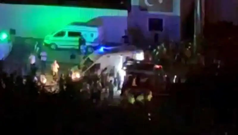 Genç Şoför Tırda Hayatına Son Verdi: Olayın Ardındaki Gizem Ne?