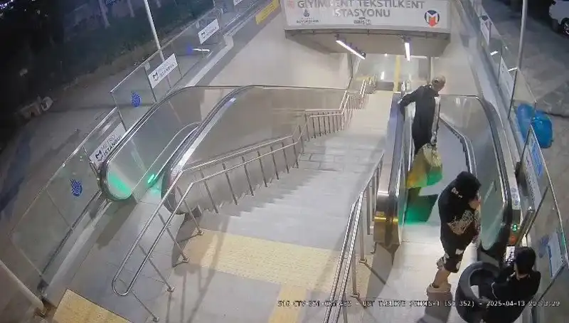 Metro İstasyonuna Çöp ve Lastik atan Şüphelilere Gözaltı İddiası