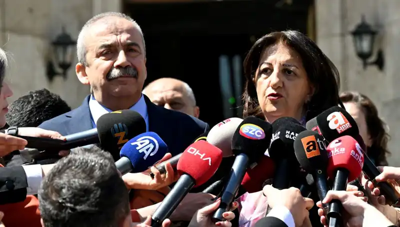 Sırrı Süreyya Önder'in Hayatı ve Hastalığı Hakkında Bilinmeyenler