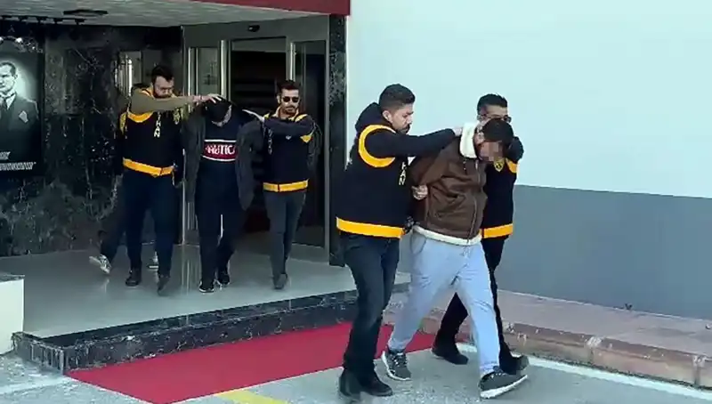 Korkunç Soygun: Silahlı Tehditle İki Milyon Lira İstendi