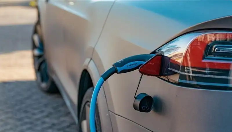 Elektrikli Otomobil Satışları Altın Çağını Yaşıyor: 6 Ayda 9.1 Milyon Satıldı