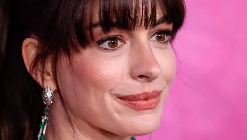 Hollywood Yıldızlarının Korkutucu Estetik İhtiyacı: Ölü İnsan Derisi Enjeksiyonu