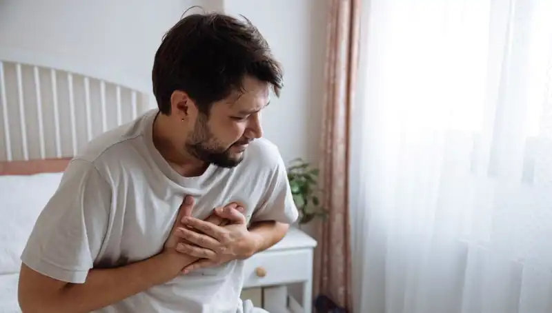 Sabahları Dikkat Edilmesi Gereken Kalp Hastalığı Belirtisi Açığa Çıkıyor!