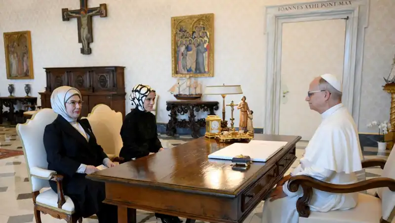Emine Erdoğan, Papa Leo ile Gazze’nin Durumunu Görüştü