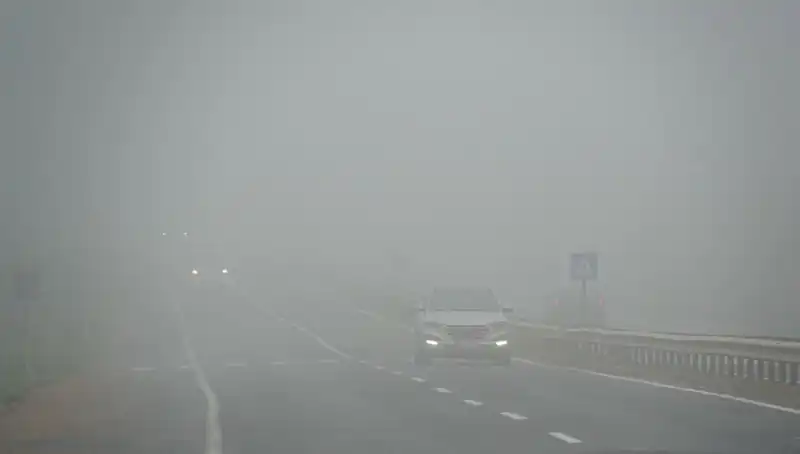 Türkiye’nin Tekirdağ’ında Görüş Mesafesi Sıfır! Fırtınanın Gölgesinde Kaybolan Şehir
