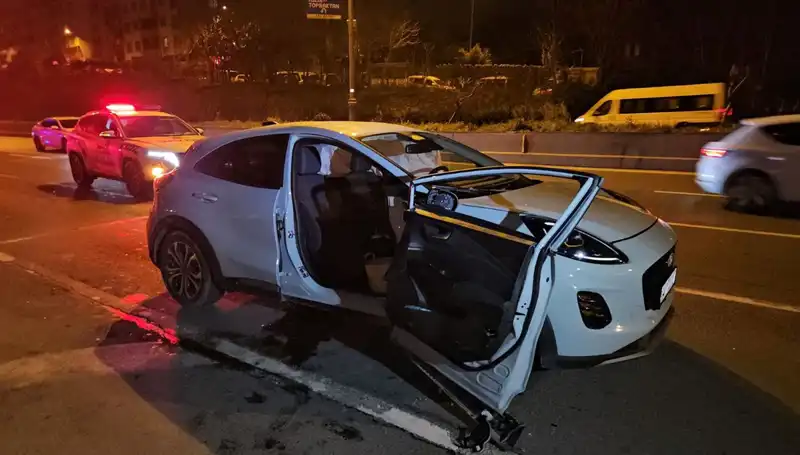 Bayrampaşa'da Feci Zincirleme Kaza: Canaveza ve Yaralılar!