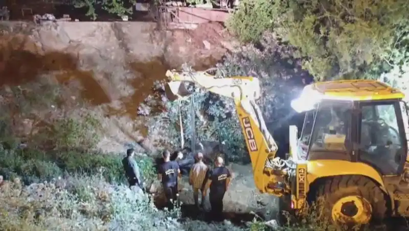 Hatay’da İnek Kurtarma Operasyonunda Kahramanlık Hikayesi
