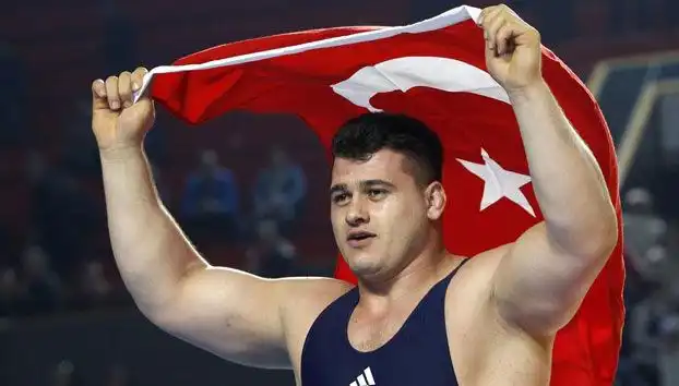 Milli Güreşçi Rıza Kayaalp'e Şok Etkisi Yaratan 4 Yıl Men Cezası