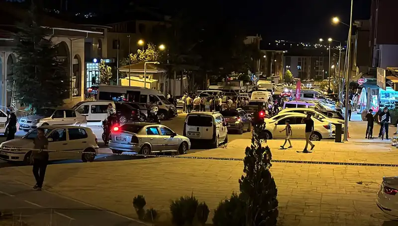 İki Aile Arasındaki Tartışma Kavga ile Sonuçlandı: 1 Ağır Yaralı