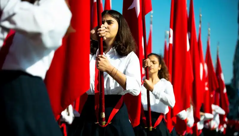 19 Mayıs resmi tatil mi, okullar kapanacak mı? 2025 Takvimi Açıklandı!