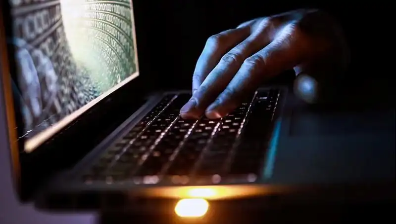 Kiracıları Fena Tuzağa Düşüren Ev Sahibi: Flört Uygulamalarında Numara Paylaşımı