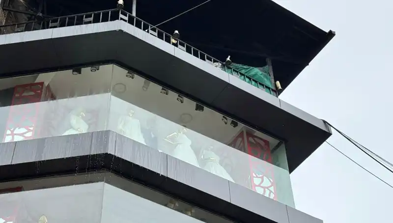 Giyim Mağazasında Korkutan Yangın, Tüm Şehirde Panik Yarattı!