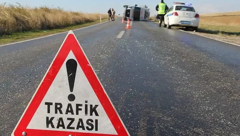 Niğde’de Zincirleme Kazada 16 Kişi Yaralandı: Olayın Detayları ve Hayati Tehlike Var mı?