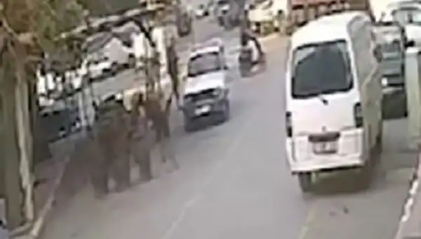 İzmir'de Motosiklet Hırsızlığına Kurulan Tuzak: Suçüstü Yakaladı!
