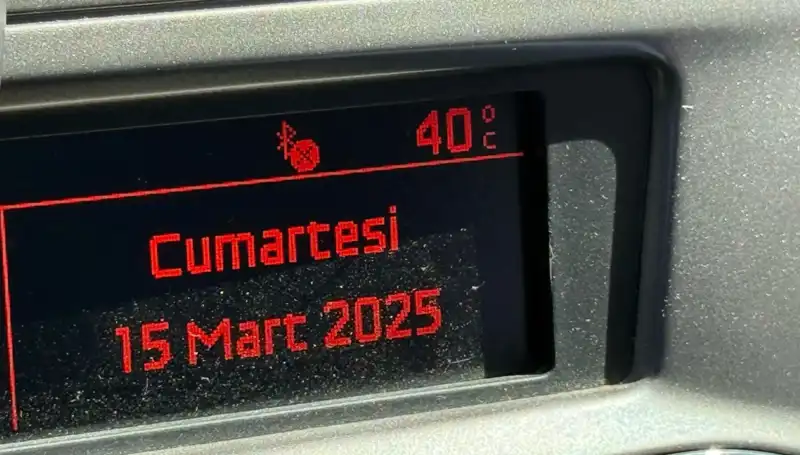 Adana'da Yazdan Kalma Sıcaklık: Termometreler 40 Dereceyi Geçti!