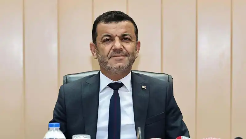 Bülent Nuri Çavuşoğlu: CHP Kurultayı Divan Başkanı'nın Hayat Yolculuğu