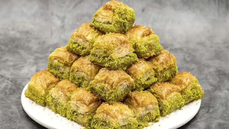 Baklavadan Çıkan Bakteri Sağlığınızı Tehdit Ediyor!
