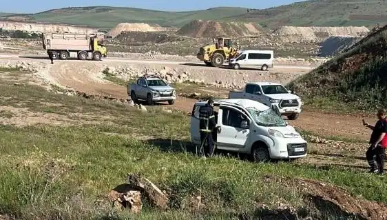 Mardin’deki Feci Kaza: Dört Kişi Yaralandı, İhmal İddiaları Gündemde!
