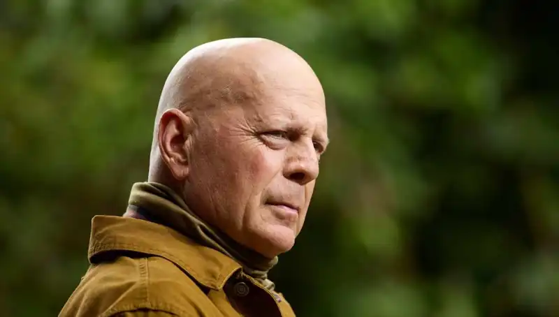 Bruce Willis'in Afazi Hastalığı: Belirtileri ve Bilmeniz Gerekenler