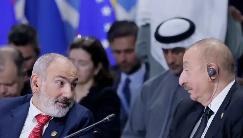 Aliyev ve Paşinyan, Yeni Barış Görüşmeleri İçin Bir Araya Geliyor