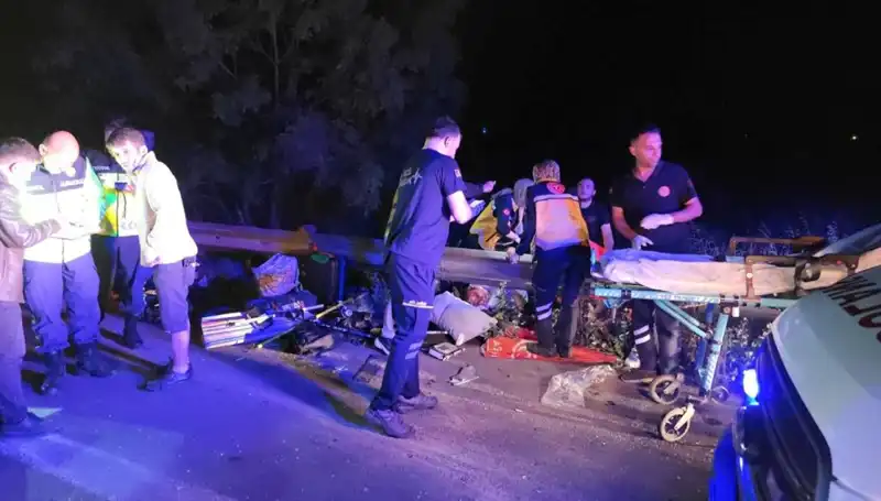 Minibüsten Savrulan Yolcuların Korkunç Kazası Detayları Açığa Çıktı
